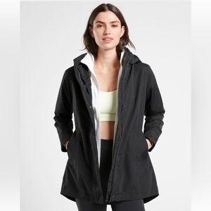 “Rainout forecast shell II” rain jacket from Athletica.